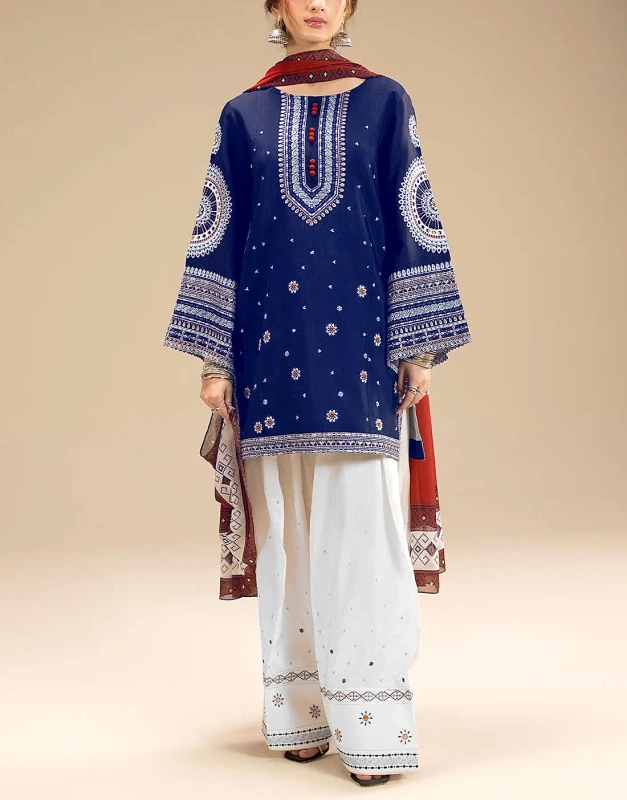 Dress — Embroidered Detail, Daily Essential