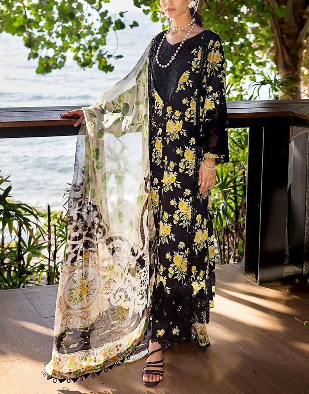 All-over Print Chiffon Suit — Refined Off-Duty Pick